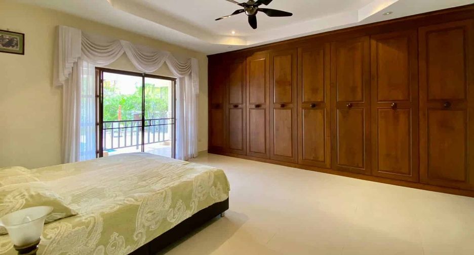 For sale 4 bedrooms villa in Hua Hin, Prachuap Khiri Khan
