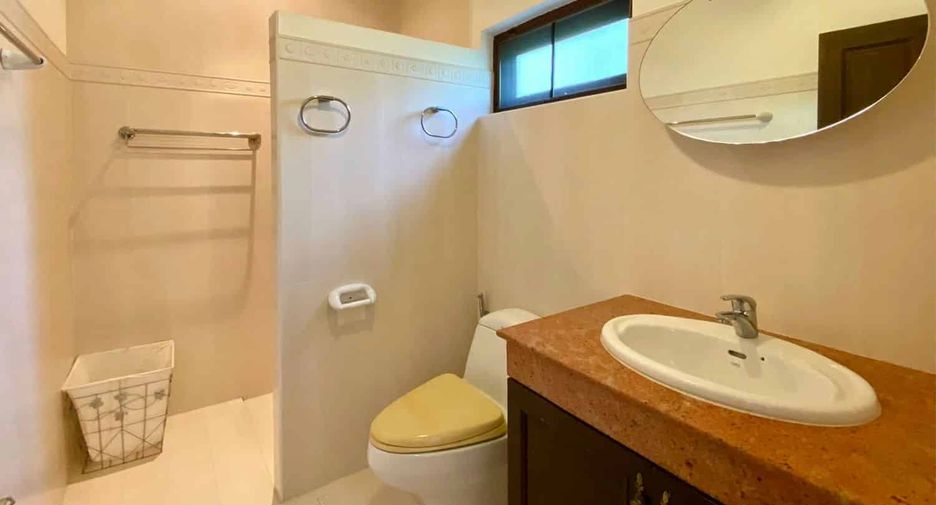 For sale 4 bedrooms villa in Hua Hin, Prachuap Khiri Khan