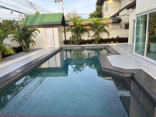 For rent 5 bedrooms villa in Bang Lamung, Chonburi