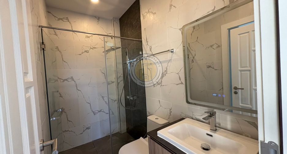For rent 5 bedrooms villa in Bang Lamung, Chonburi