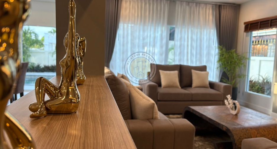For rent 5 bedrooms villa in Bang Lamung, Chonburi