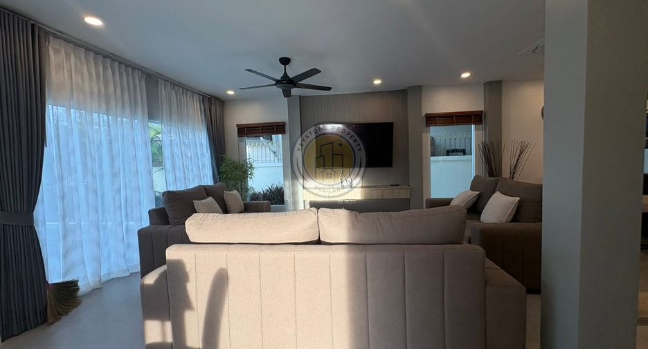 For rent 5 bedrooms villa in Bang Lamung, Chonburi