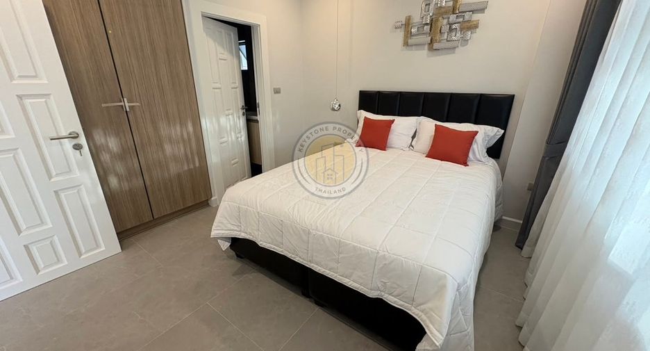 For rent 5 bedrooms villa in Bang Lamung, Chonburi