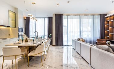Condo en alquiler y en venta de 3 habitaciones en Khlong Toei, Bangkok