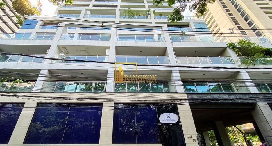 For rent 1 bed condo in Pathum Wan, Bangkok