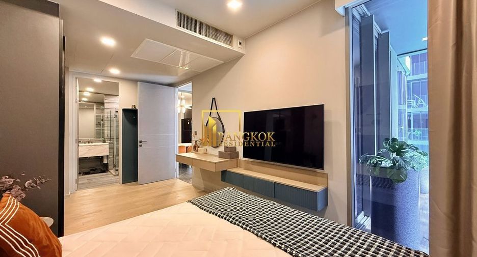 For rent 2 bedrooms condo in Watthana, Bangkok