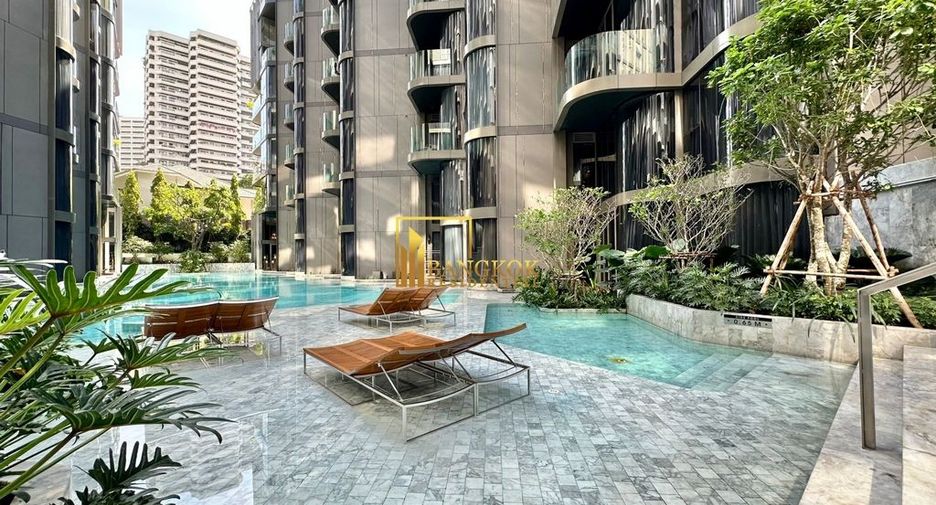 For rent 2 bedrooms condo in Watthana, Bangkok