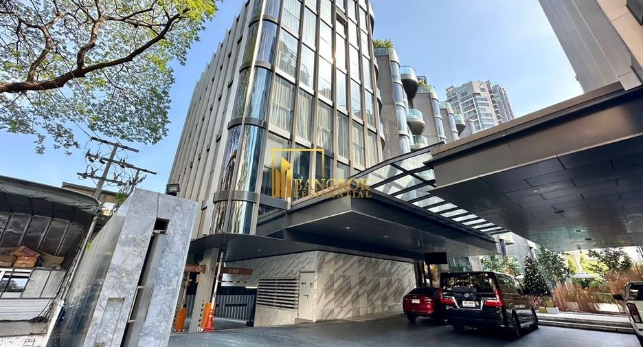 For rent 2 bedrooms condo in Watthana, Bangkok