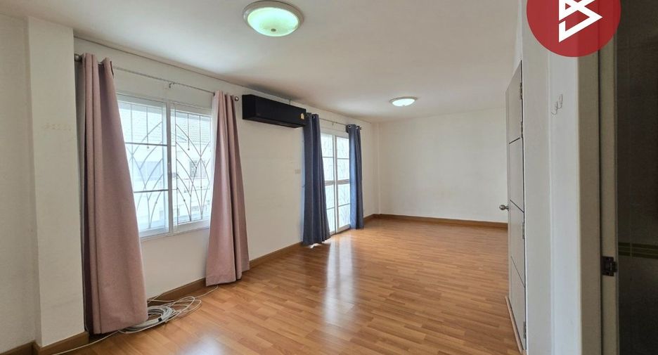Reihenhaus zur Miete und zum Kauf mit 3 Zimmer in Mueang Samut Prakan, Samut Prakan