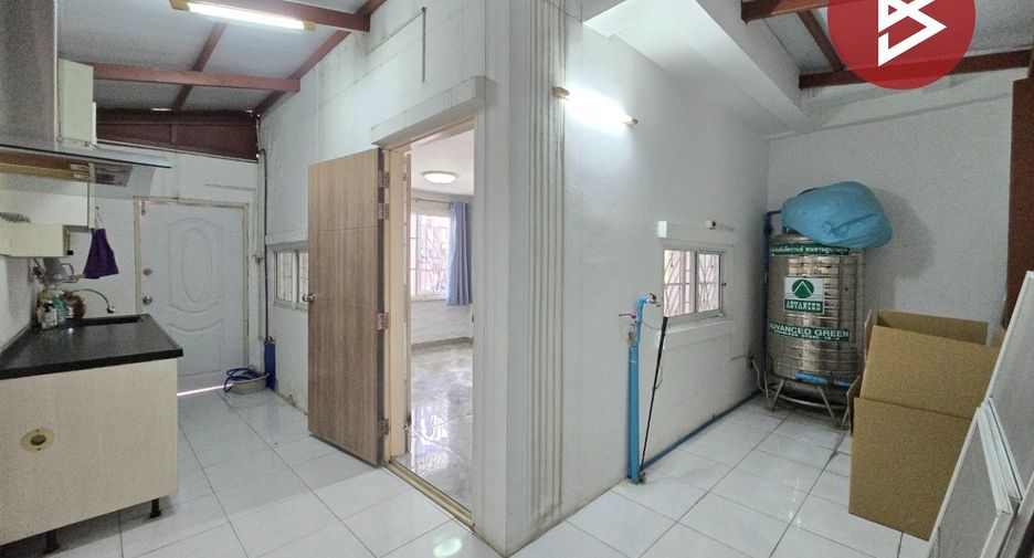 Reihenhaus zur Miete und zum Kauf mit 3 Zimmer in Mueang Samut Prakan, Samut Prakan