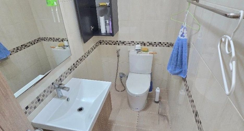 Reihenhaus zur Miete und zum Kauf mit 3 Zimmer in Mueang Samut Prakan, Samut Prakan