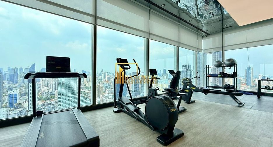 For rent 2 bedrooms condo in Watthana, Bangkok
