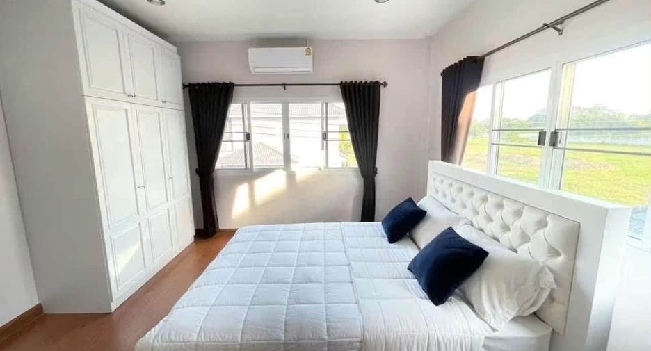 For rent 5 bedrooms house in Mueang Chiang Mai, Chiang Mai