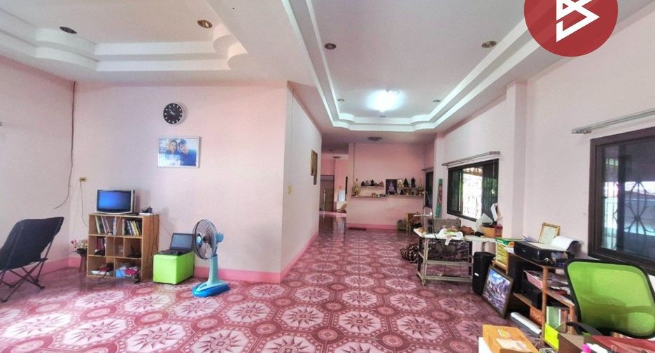 For sale 3 bedrooms house in Thawat Buri, Roi Et
