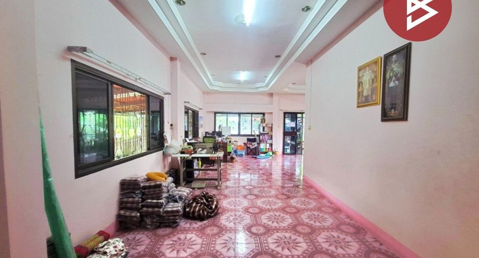 For sale 3 bedrooms house in Thawat Buri, Roi Et