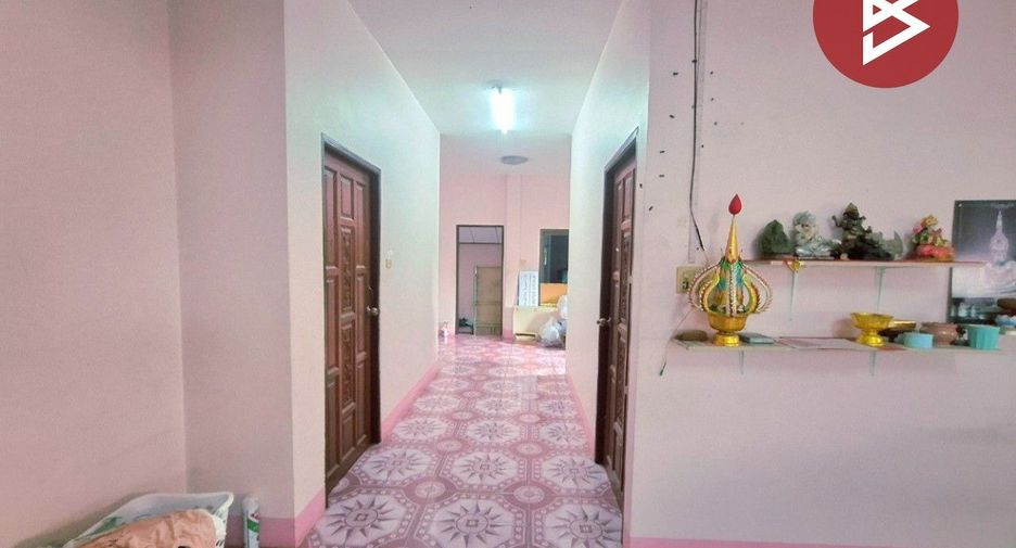 For sale 3 bedrooms house in Thawat Buri, Roi Et
