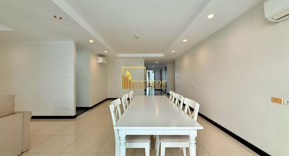 Condo en alquiler de 3 habitaciones en Watthana, Bangkok