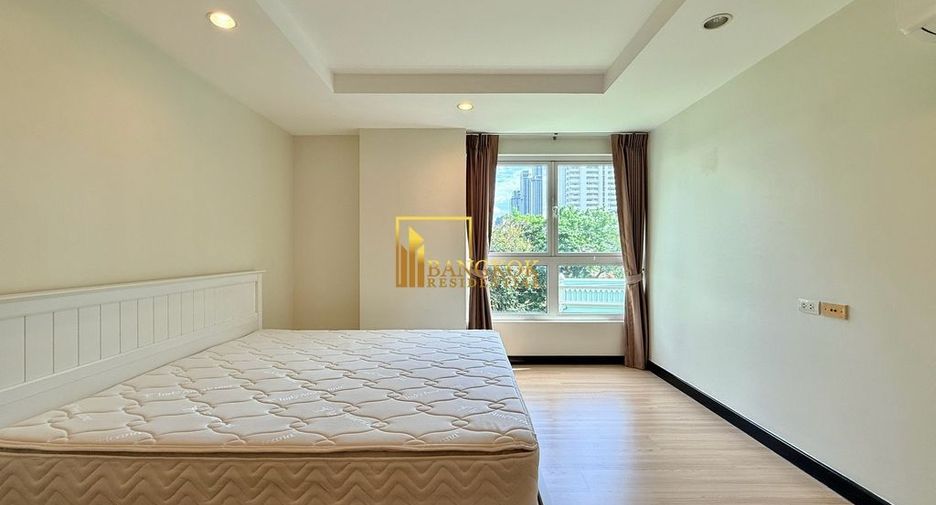 Condo en alquiler de 3 habitaciones en Watthana, Bangkok