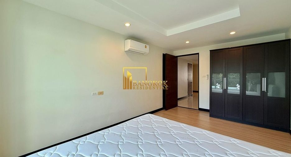 Condo en alquiler de 3 habitaciones en Watthana, Bangkok