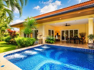 For sale 3 bedrooms villa in Hua Hin, Prachuap Khiri Khan