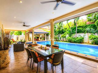 For sale 3 bedrooms villa in Hua Hin, Prachuap Khiri Khan