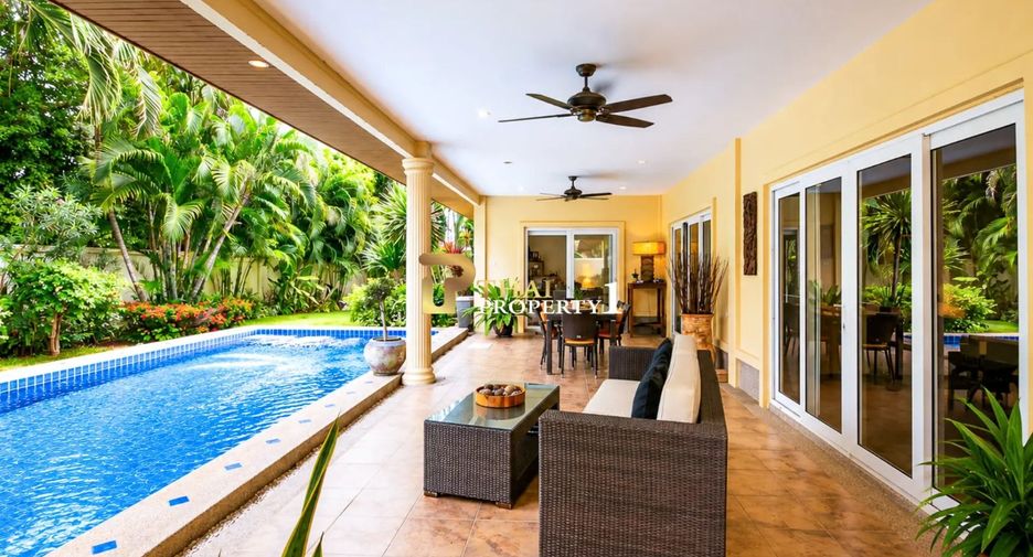 For sale 3 bedrooms villa in Hua Hin, Prachuap Khiri Khan
