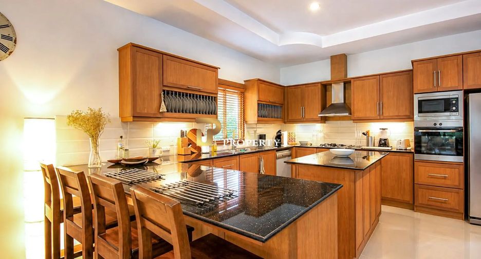 For sale 3 bedrooms villa in Hua Hin, Prachuap Khiri Khan
