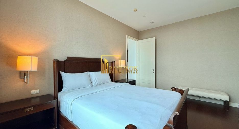 For rent 3 bedrooms condo in Pathum Wan, Bangkok