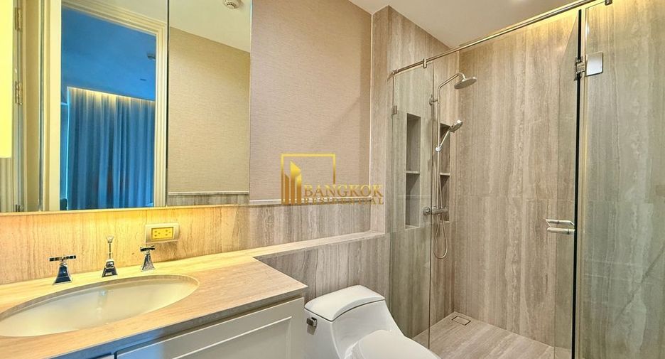 For rent 3 bedrooms condo in Pathum Wan, Bangkok