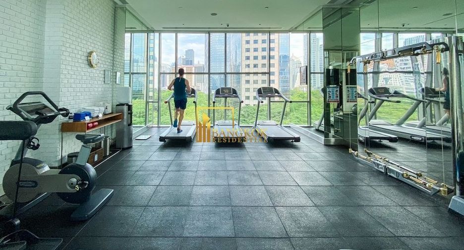 For rent 3 bedrooms condo in Pathum Wan, Bangkok