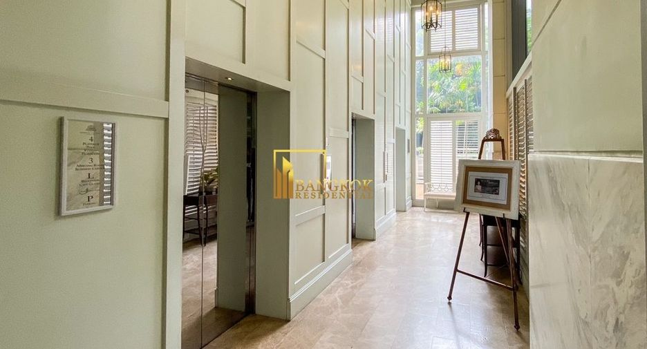 For rent 3 bedrooms condo in Pathum Wan, Bangkok