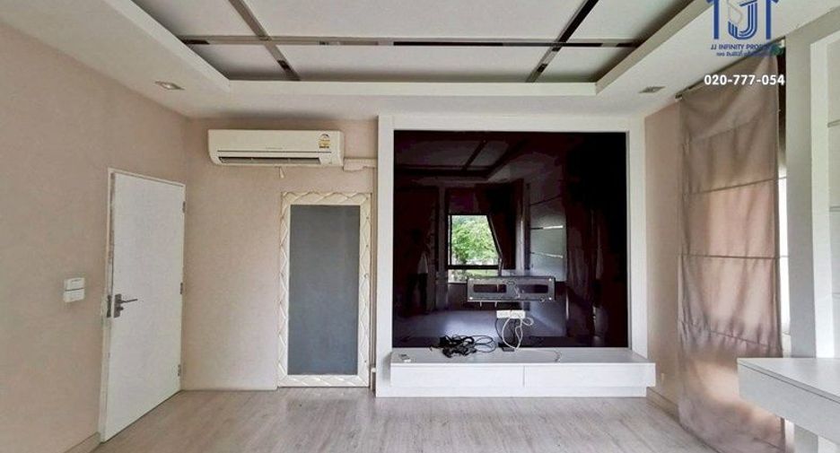 À vendre 3 chambres maison à Sai Mai, Bangkok