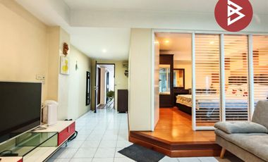 For sale 1 bed condo in Bang Kapi, Bangkok