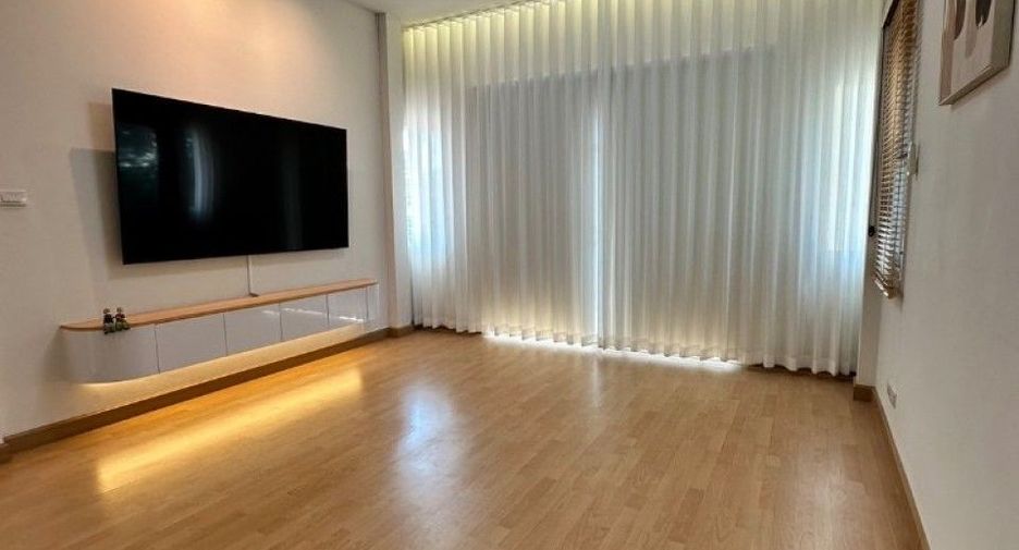 Haus zum Kauf mit 3 Zimmer in Nikhom Phatthana, Rayong