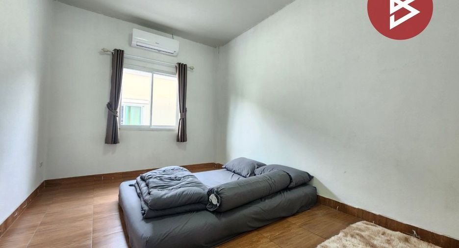 For sale 3 bedrooms townhouse in Si Racha, Chonburi
