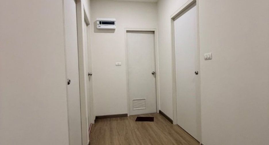 出售 4 卧室 联排别墅 在 Mueang Chachoengsao, Chachoengsao