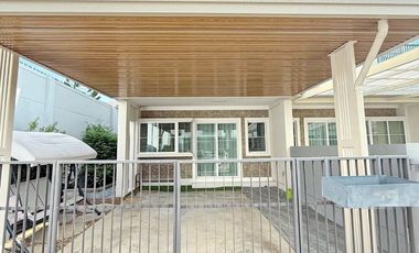For rent 2 bedrooms townhouse in Prawet, Bangkok
