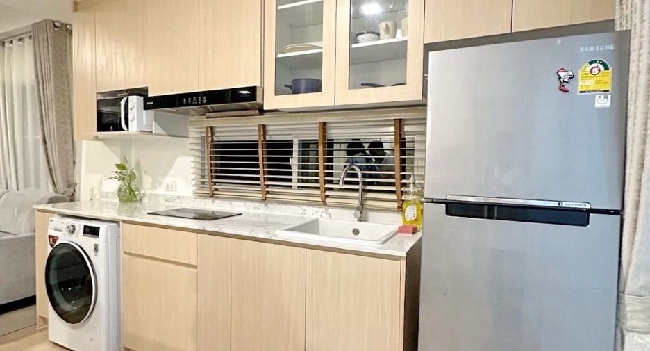 For rent 2 bedrooms townhouse in Prawet, Bangkok