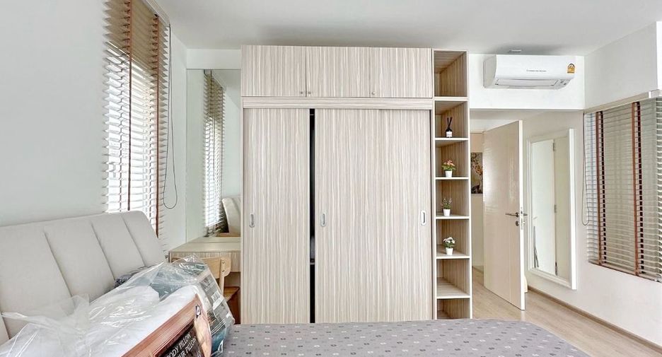 For rent 2 bedrooms townhouse in Prawet, Bangkok