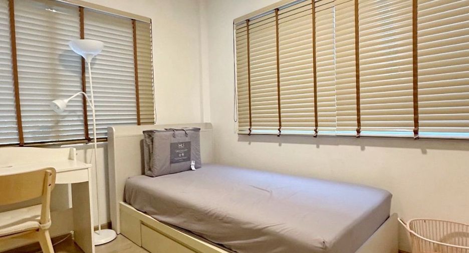 For rent 2 bedrooms townhouse in Prawet, Bangkok