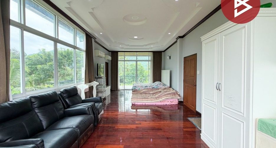 Casa en venta de 6 habitaciones en Pak Chong, Nakhon Ratchasima