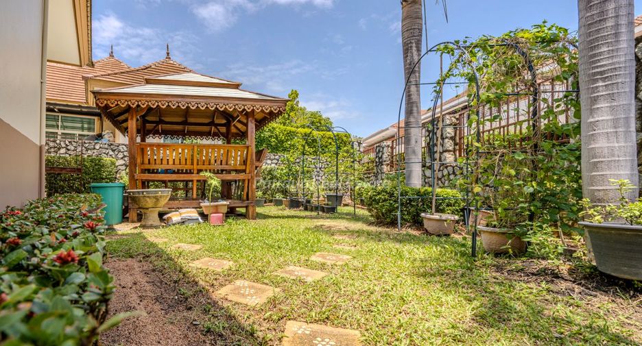 For sale 3 bedrooms house in Bang Lamung, Chonburi