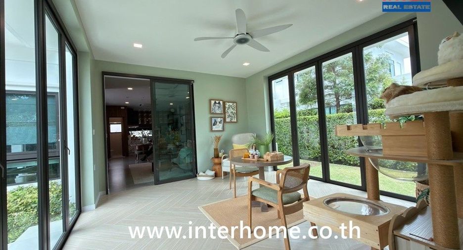 For sale 4 bedrooms house in Bang Khun Thian, Bangkok