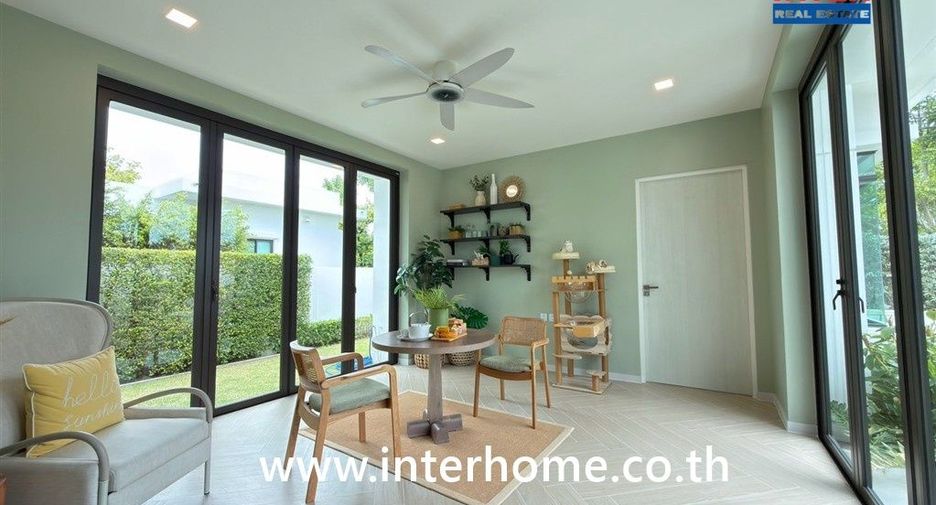 For sale 4 bedrooms house in Bang Khun Thian, Bangkok