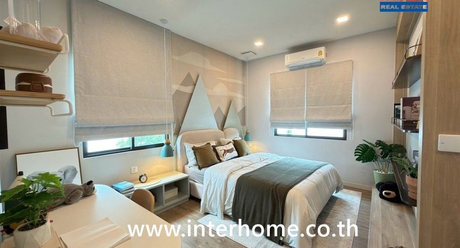 For sale 4 bedrooms house in Bang Khun Thian, Bangkok