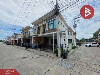 Casa adosada en venta de 3 habitaciones en Phan Thong, Chonburi