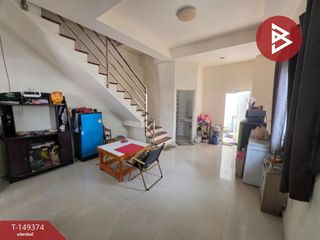Casa adosada en venta de 3 habitaciones en Phan Thong, Chonburi