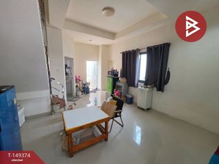 Casa adosada en venta de 3 habitaciones en Phan Thong, Chonburi