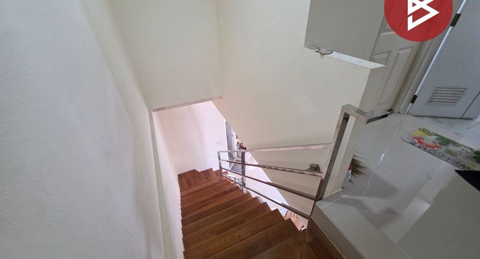 Reihenhaus zum Kauf mit 3 Zimmer in Phan Thong, Chonburi