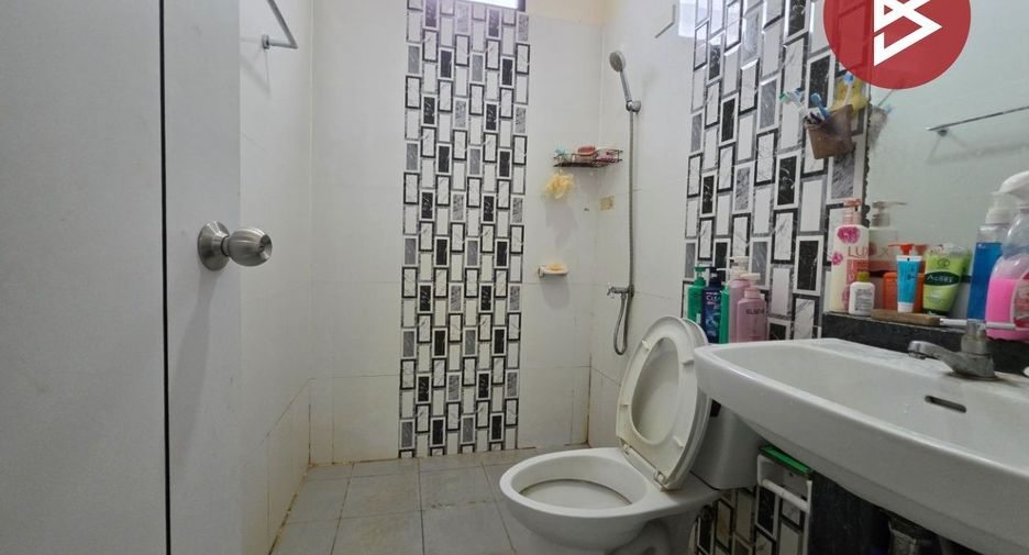 Reihenhaus zum Kauf mit 3 Zimmer in Phan Thong, Chonburi